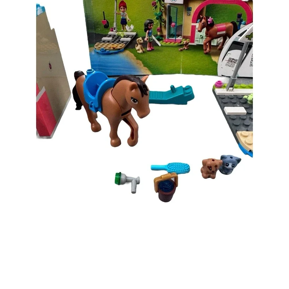 LEGO Friends: Heartlake City Vet Clinic (41446) – AS IS, Missing Pieces